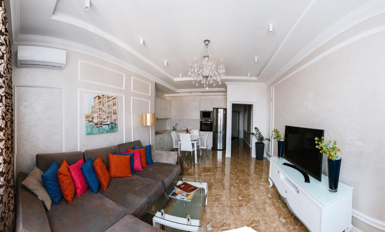 Apartamento Luxury For Business & Pleasure Royal 2 Kiev Exterior foto