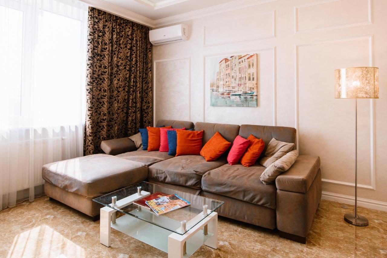 Apartamento Luxury For Business & Pleasure Royal 2 Kiev Exterior foto